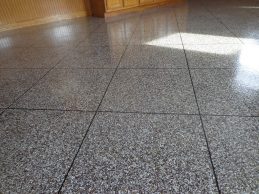 tile flooring contractors in kenosha. floor tile installation in kenosha, floor instllation